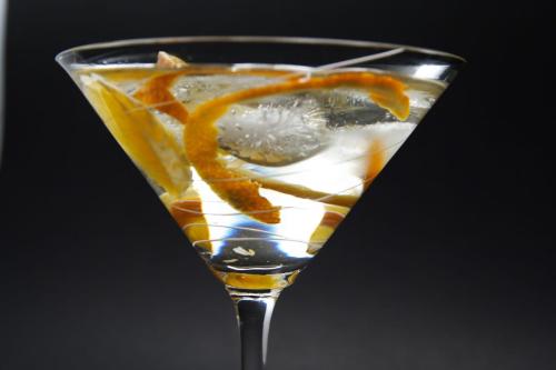 Martini,With,Orange,Peel